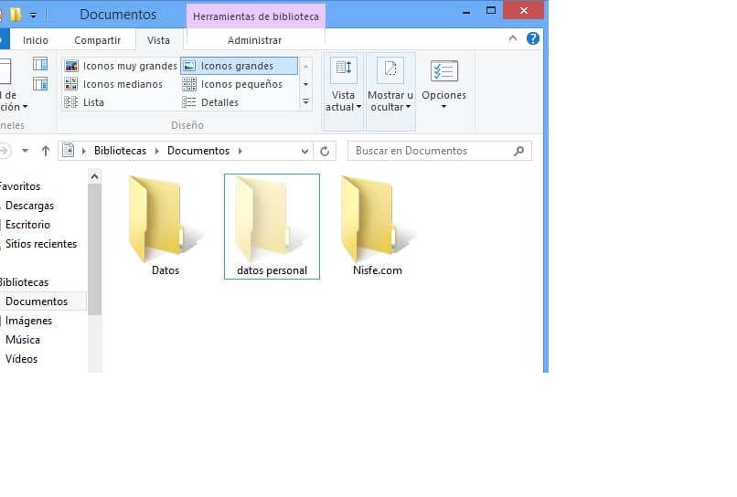 carpeta oculta en windows apariencia trasparente