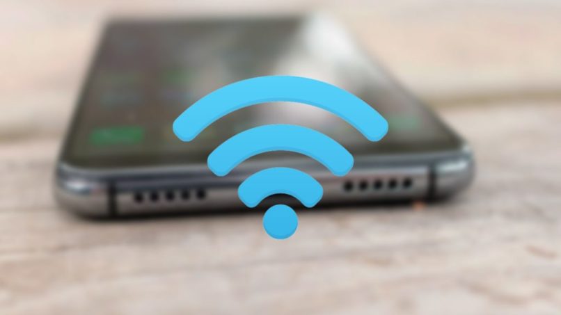 celular recibiendo conexion wifi