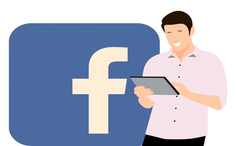 persona ingresando a facebook via tablet