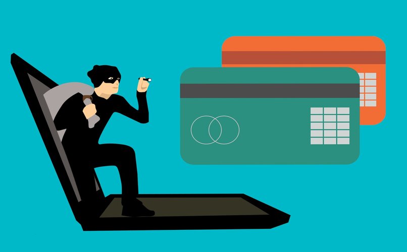 hacker robando informacion de tarjetas de credito