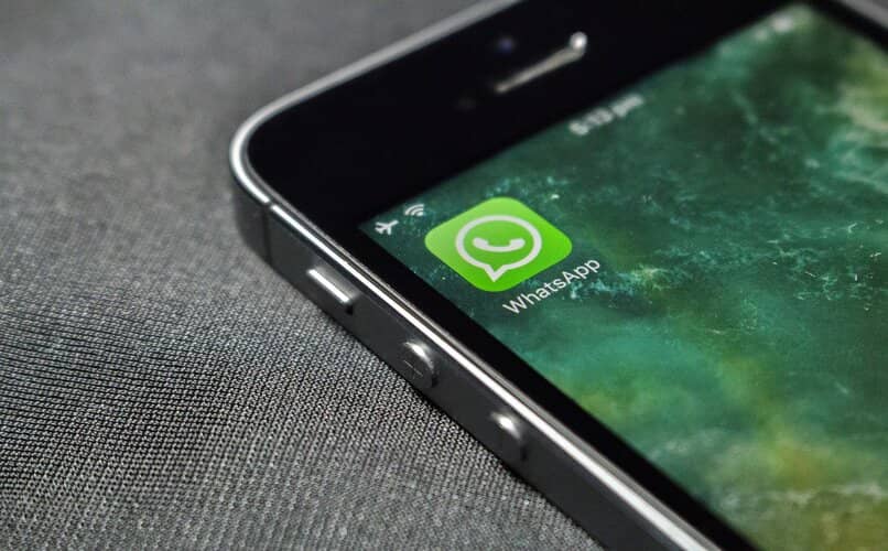 app de whatsapp instalada en iphone